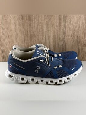 On Cloud 5 Denim Blue Running Shoes 59.98901 Women’s Size 8